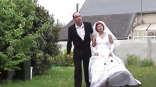 Hairy french mature bride gets her ass pounded and fist fucked